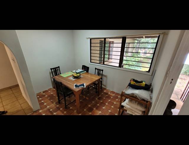 4 BEDROOM FREEHOLD TO LET IN MOUNT MICHAEL